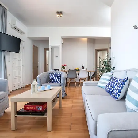 Dimitra Apartment With Private Pool And Sea View -The Ground Floor Of A Two Storey Building Daratsos Exterior photo