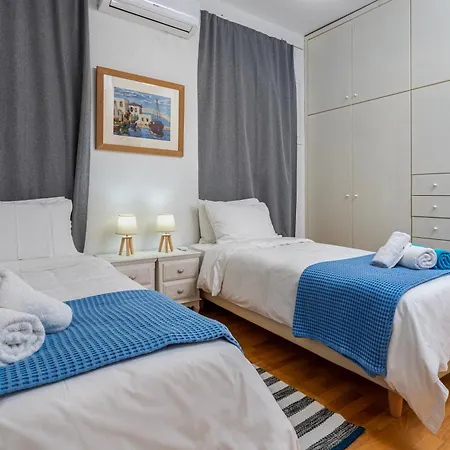 Dimitra Apartment With Private Pool And Sea View -The Ground Floor Of A Two Storey Building Daratsos Exterior photo